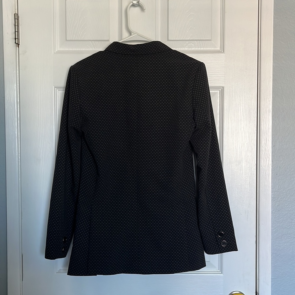 Blazer ❤️‍🔥 - Picture 3 of 5